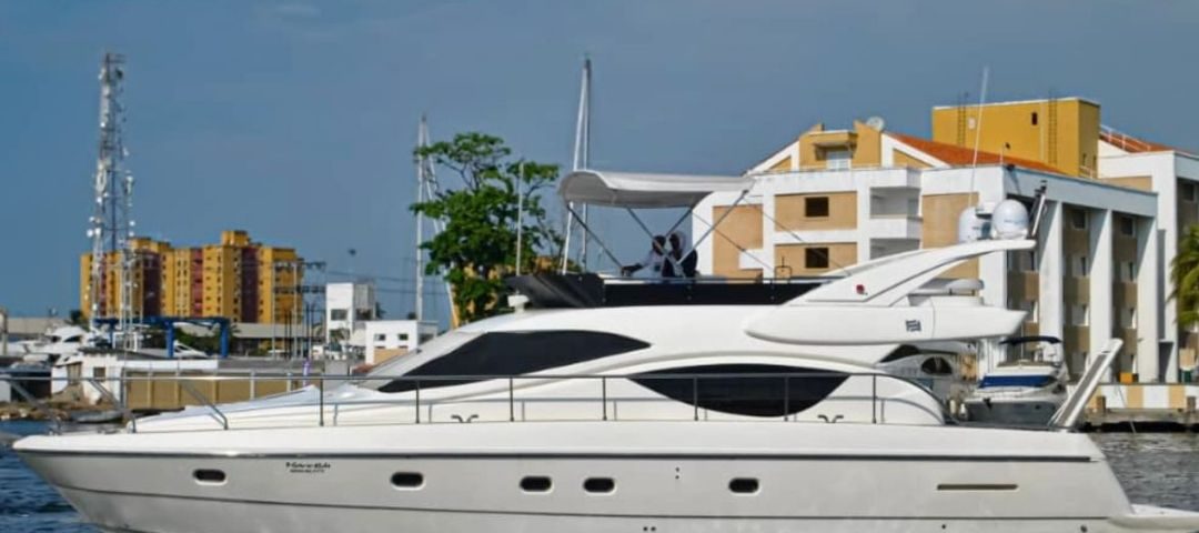 Yate Ferretti 50 pies